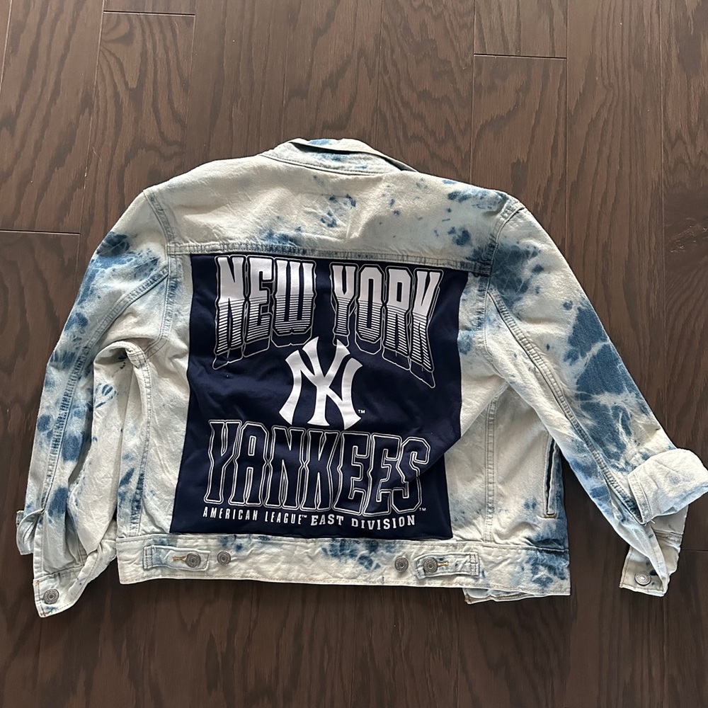 NY Yankees MLB Custom Denim Levi’s Tie Dye Jacket
